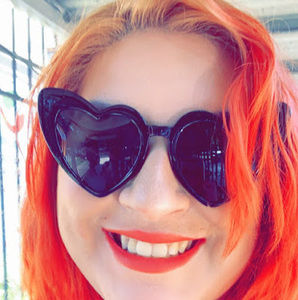Meet your Posher, Stephanie